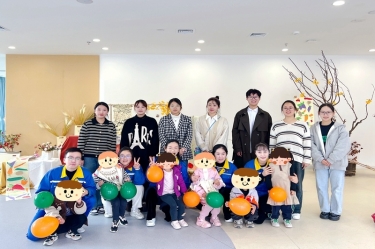以一份温暖 换一身星光——JDB电子纸业团委与曹桥行知幼儿园发展爱心结对活动